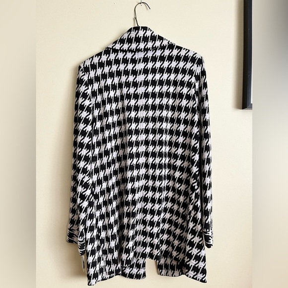 COPY - Beautiful houndstooth jacket/coat NWT! - Picture 8 of 10